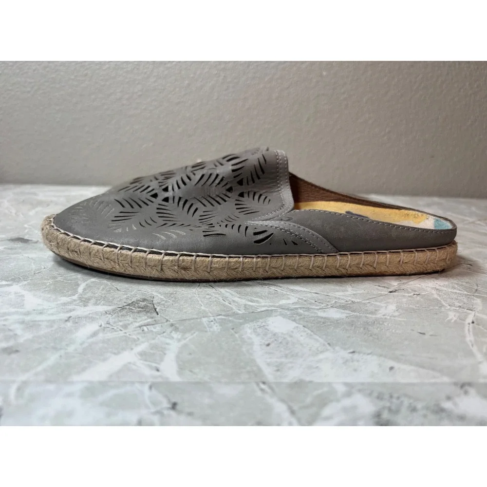OluKai Kaula Olui Grey Leather Laser Cut Espadrille Mules Slip On‎ Shoes US 8